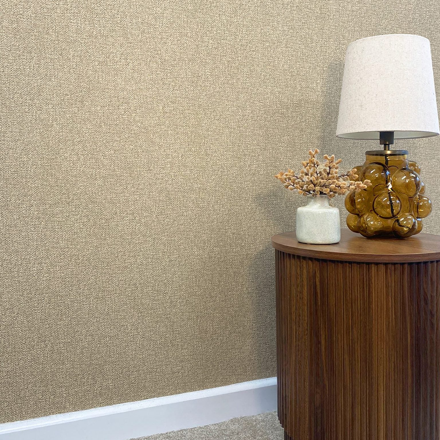 Mantella Plain Wallpaper | 1850 | Champagne